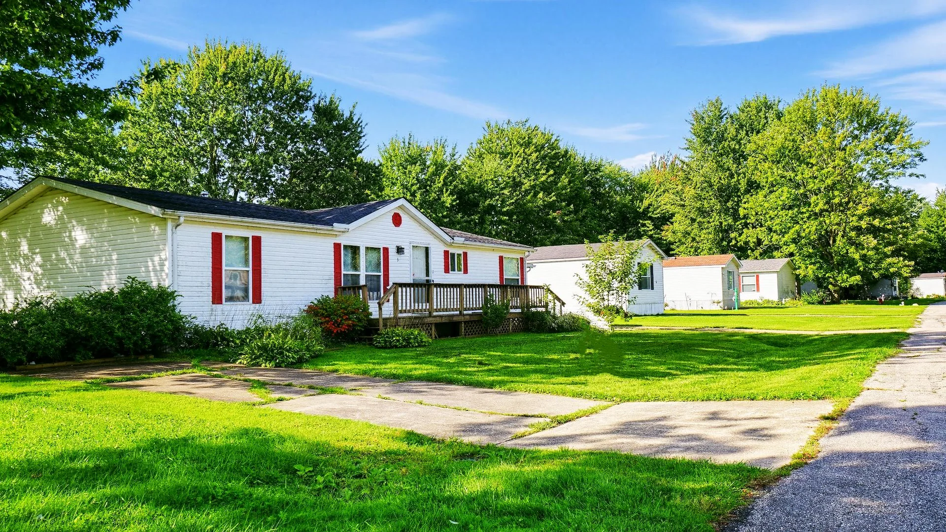 Austin Woods MHC — Sale in Geneva, OH, photo 1 of 3