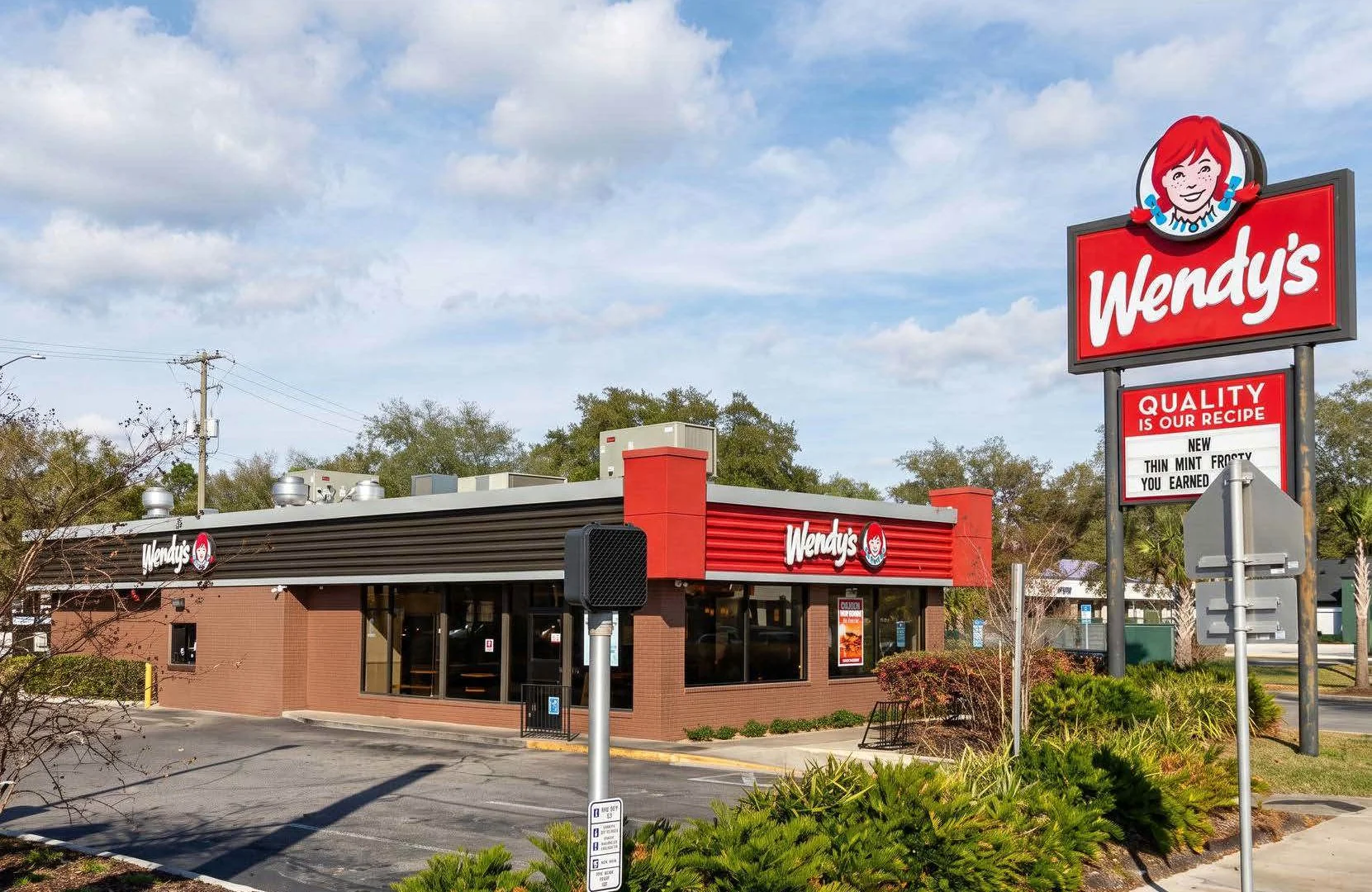 Wendy's (Vacant) — Sale in Jacksonville, FL, photo 2 of 3
