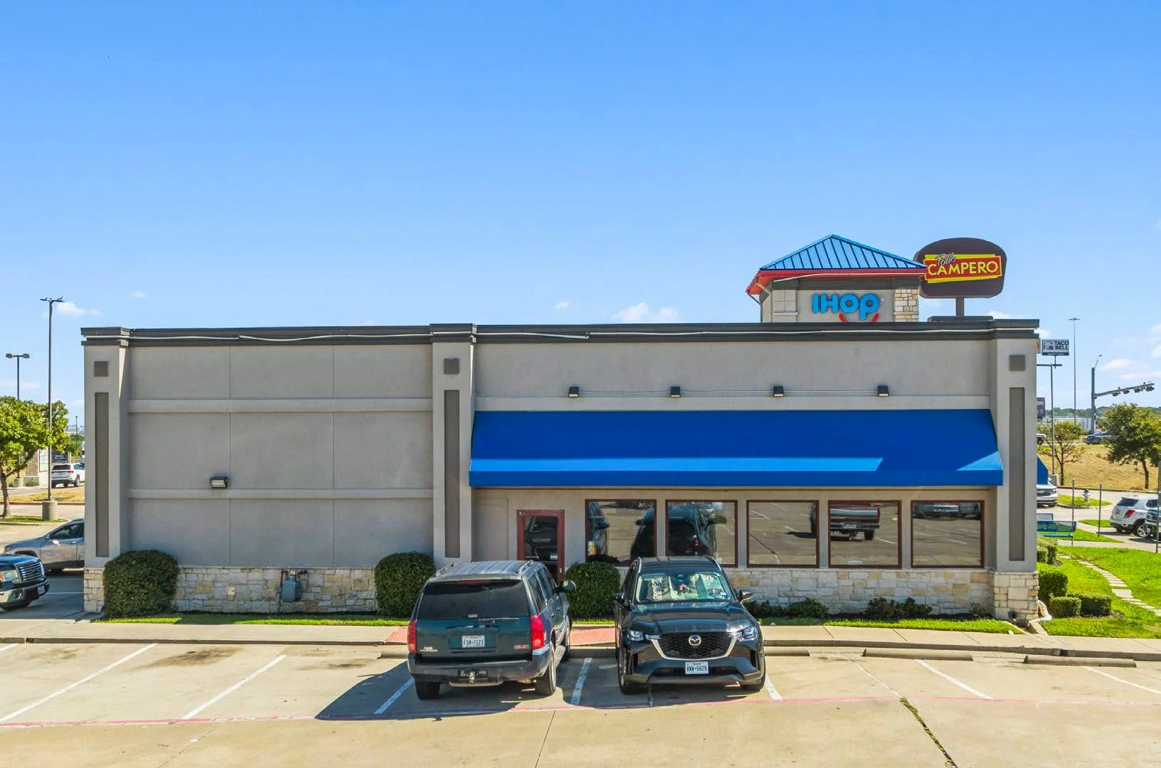 IHOP-94th Percentile (Placer AI)-Absolute Net(NNN) — Sale in Dallas, TX, photo 7 of 7