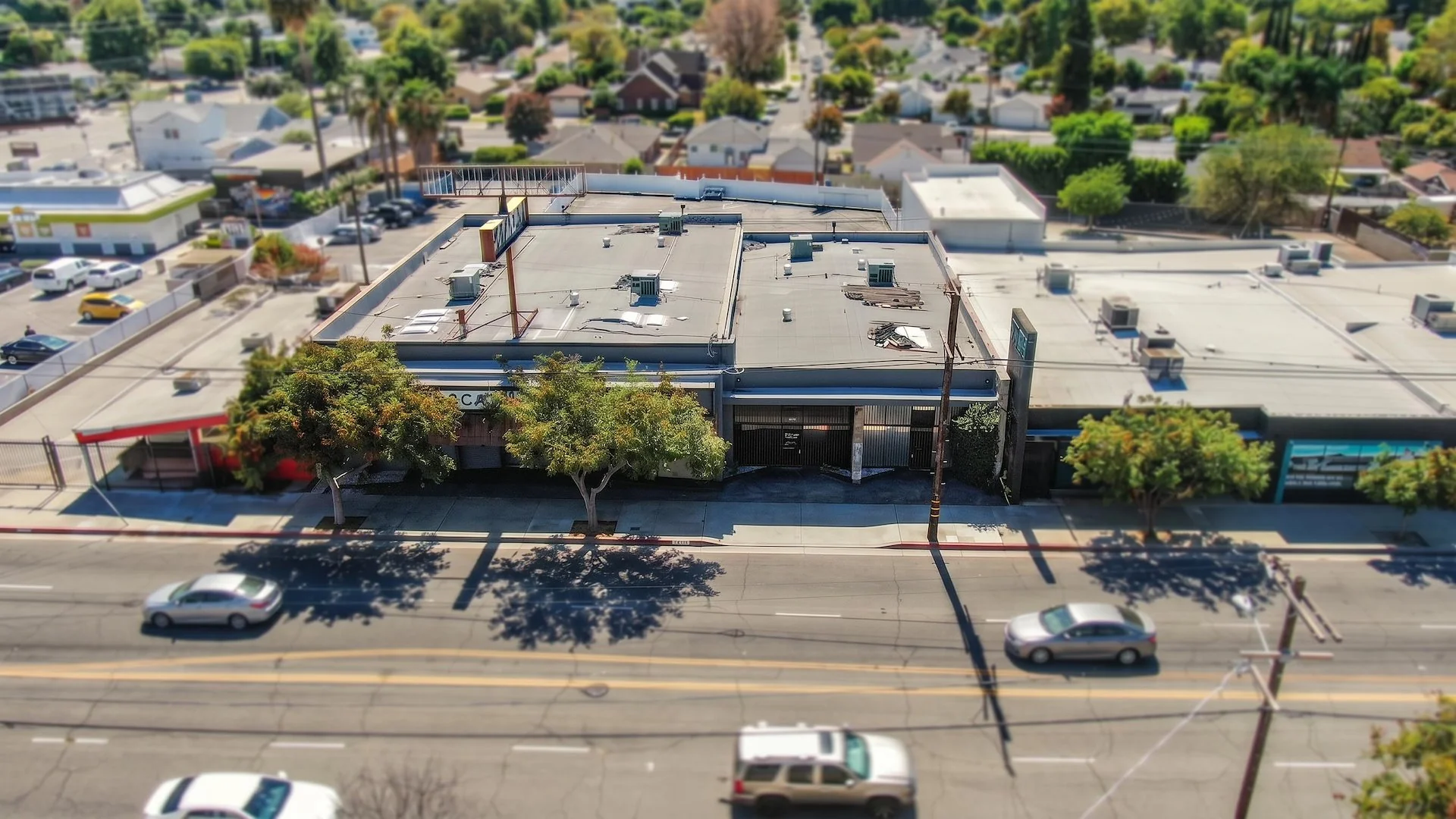 16924-16926 Saticoy St — Sale in Van Nuys, CA, photo 1 of 4