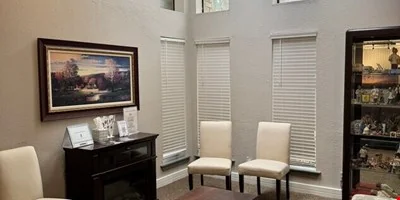 2095 W Main St. — Lease in League City, TX, photo 1 of 8