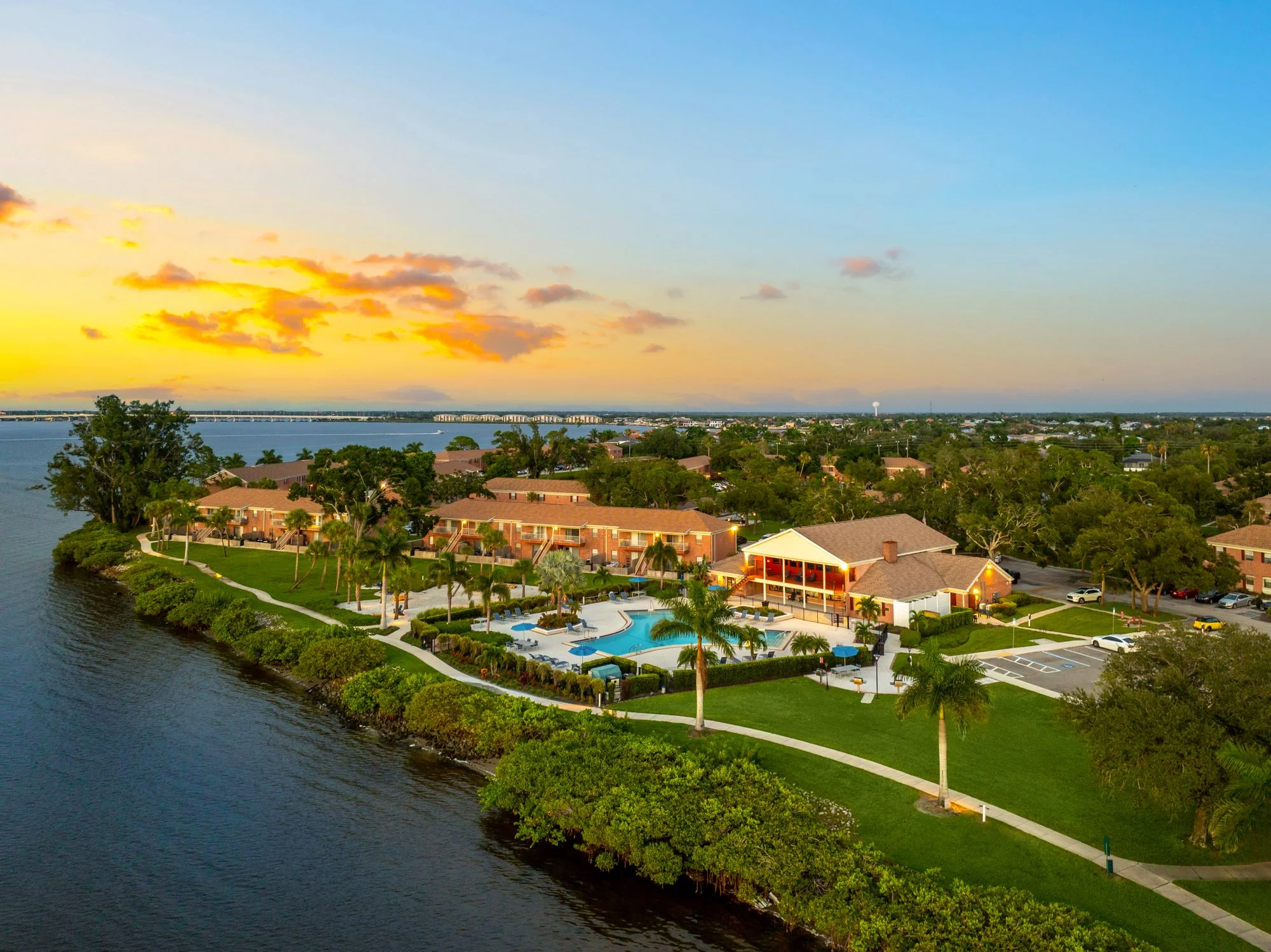 VIEW Carlton Arms — Sale in Bradenton, FL, photo 1 of 1