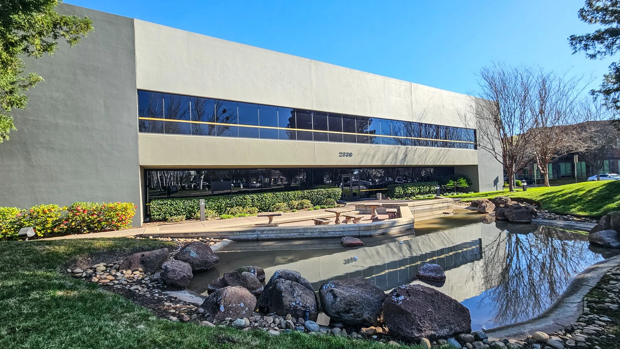 Gold River Office Park — Sale in Gold River, CA, photo 1 of 8