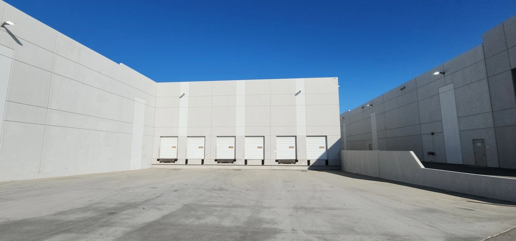 13942 Valley Blvd — Lease in La Puente, CA, photo 2 of 5