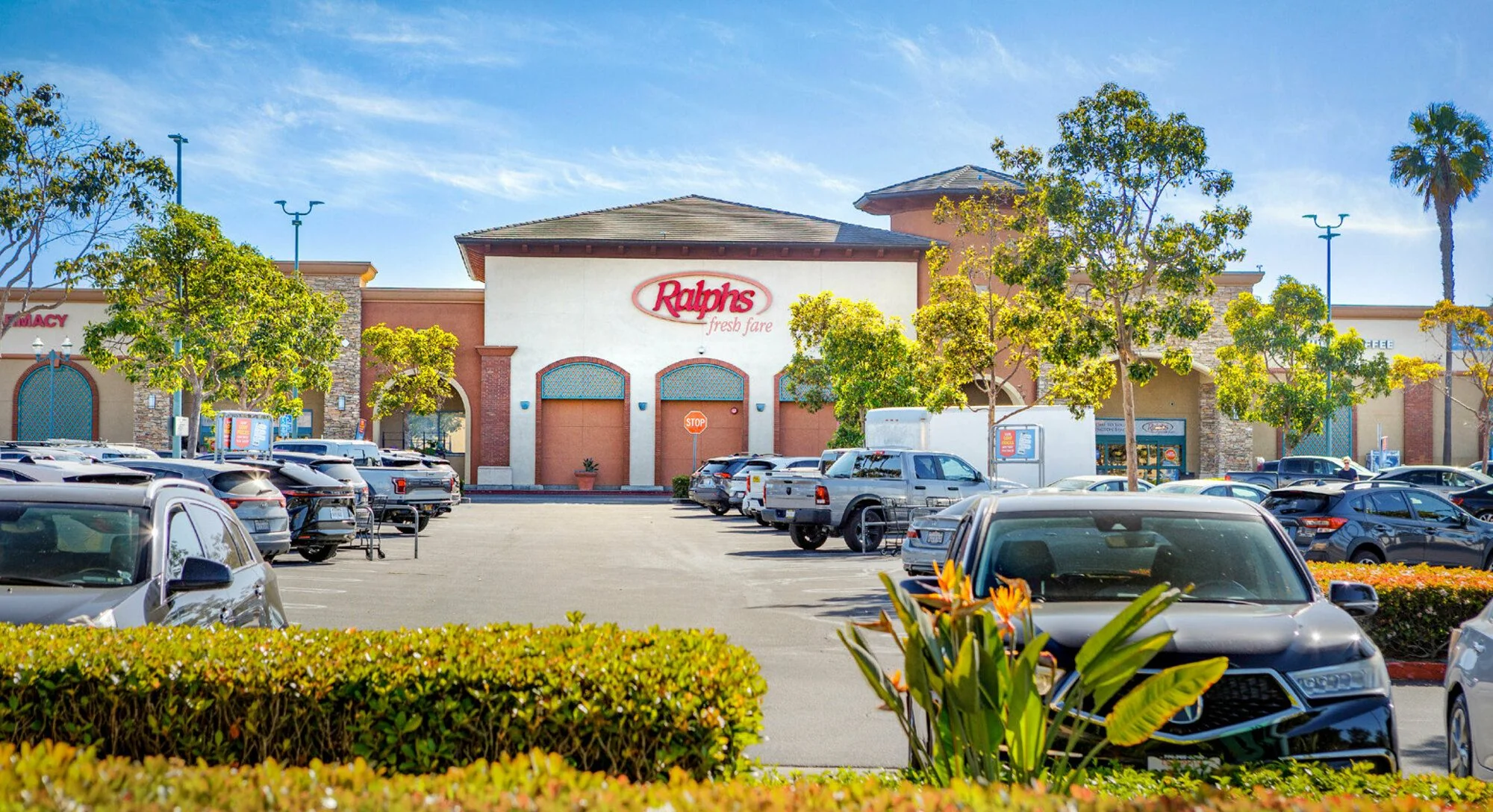 Peninsula Marketplace — Lease in Huntington Beach, CA, photo 1 of 2