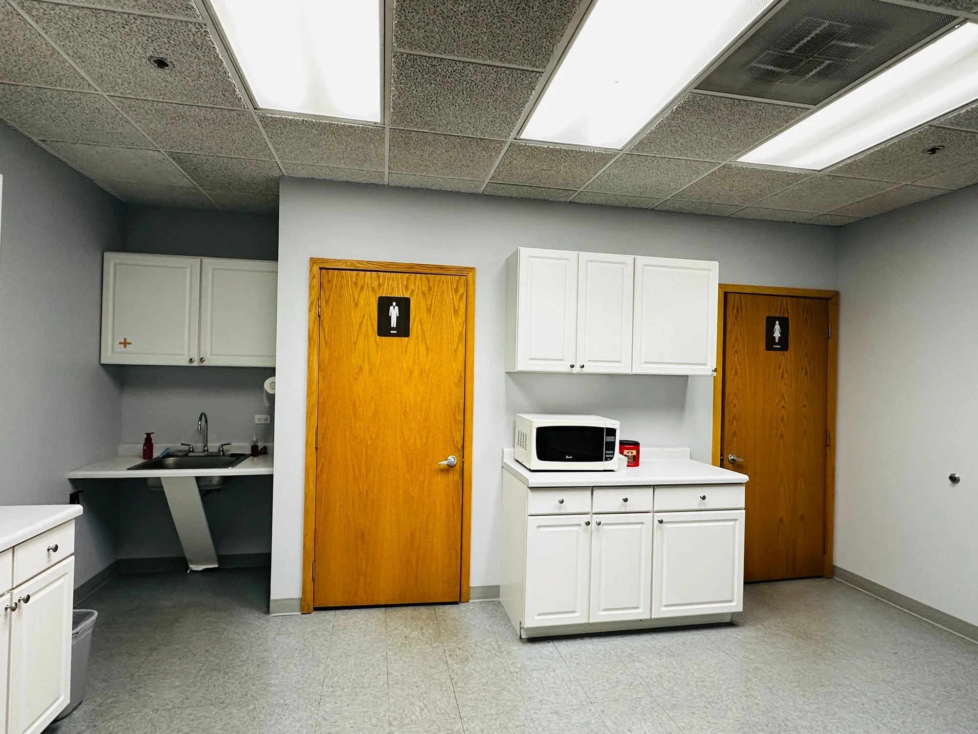 Howard O'Hare Business Center — Lease in Des Plaines, IL, photo 5 of 8