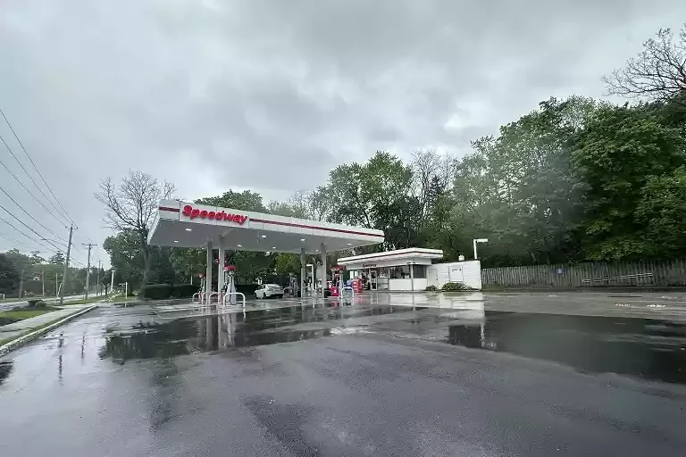 Former Speedway — Sale in Utica, NY, photo 1 of 1