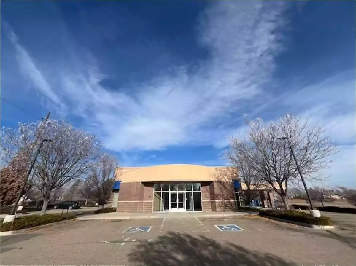Arapahoe and 95th — Sale in Lafayette, CO, photo 1 of 4