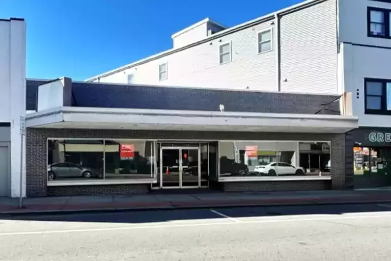 Retail for Sale — Sale in Johnson City, NY, photo 1 of 1