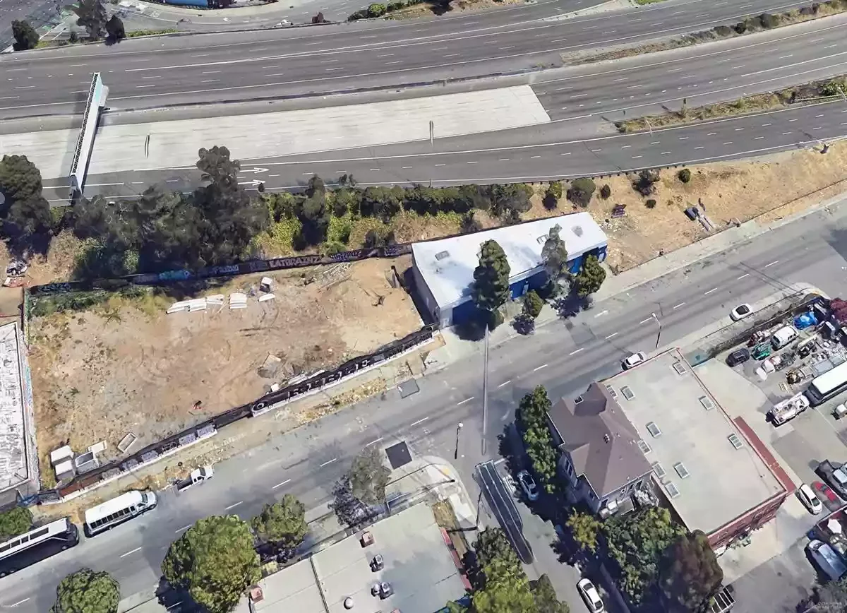 2020 Brush St — Sale in Oakland, CA, photo 1 of 1