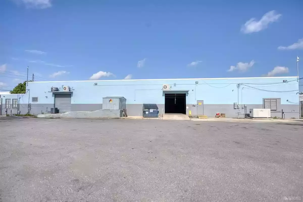 1201 West Jackson Street — Sale in Orlando, FL, photo 2 of 5