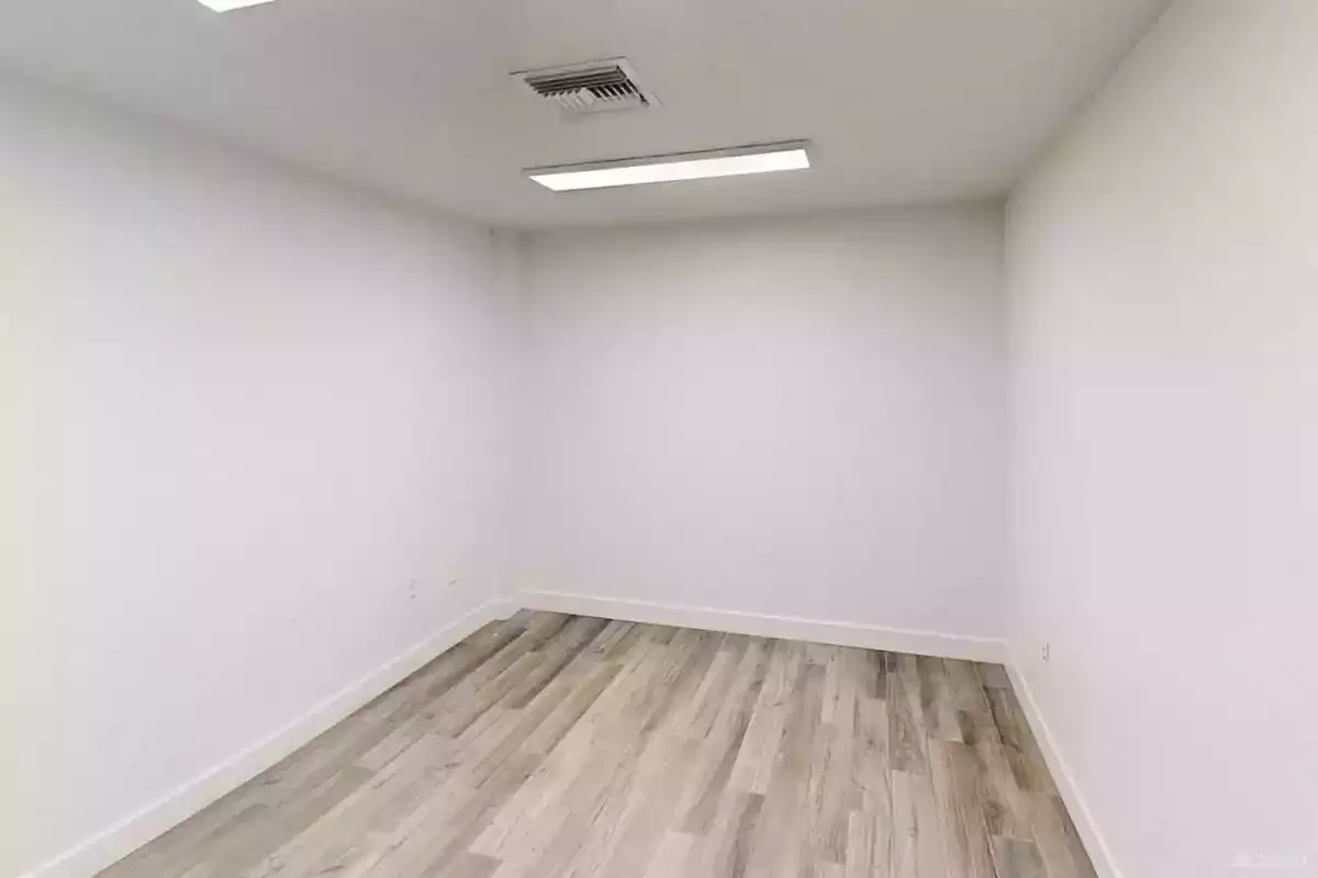 1201 West Jackson Street — Sale in Orlando, FL, photo 5 of 5
