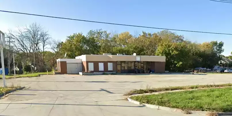 4701312 - 1605 North Cunningham Avenue - Urbana IL — Sale in Urbana, IL, photo 1 of 1