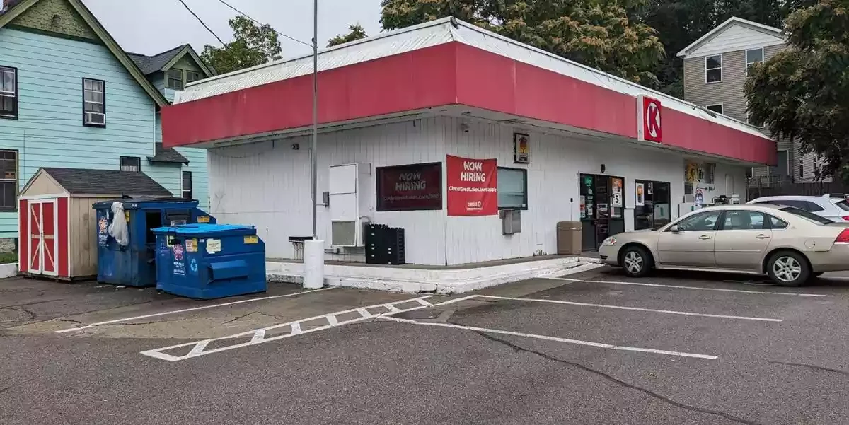 4706202 - 943 West Lovell Street - Kalamazoo MI — Sale in Kalamazoo, MI, photo 1 of 1