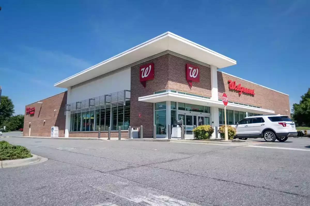 Walgreens — Sale in Conover, NC, photo 4 of 6