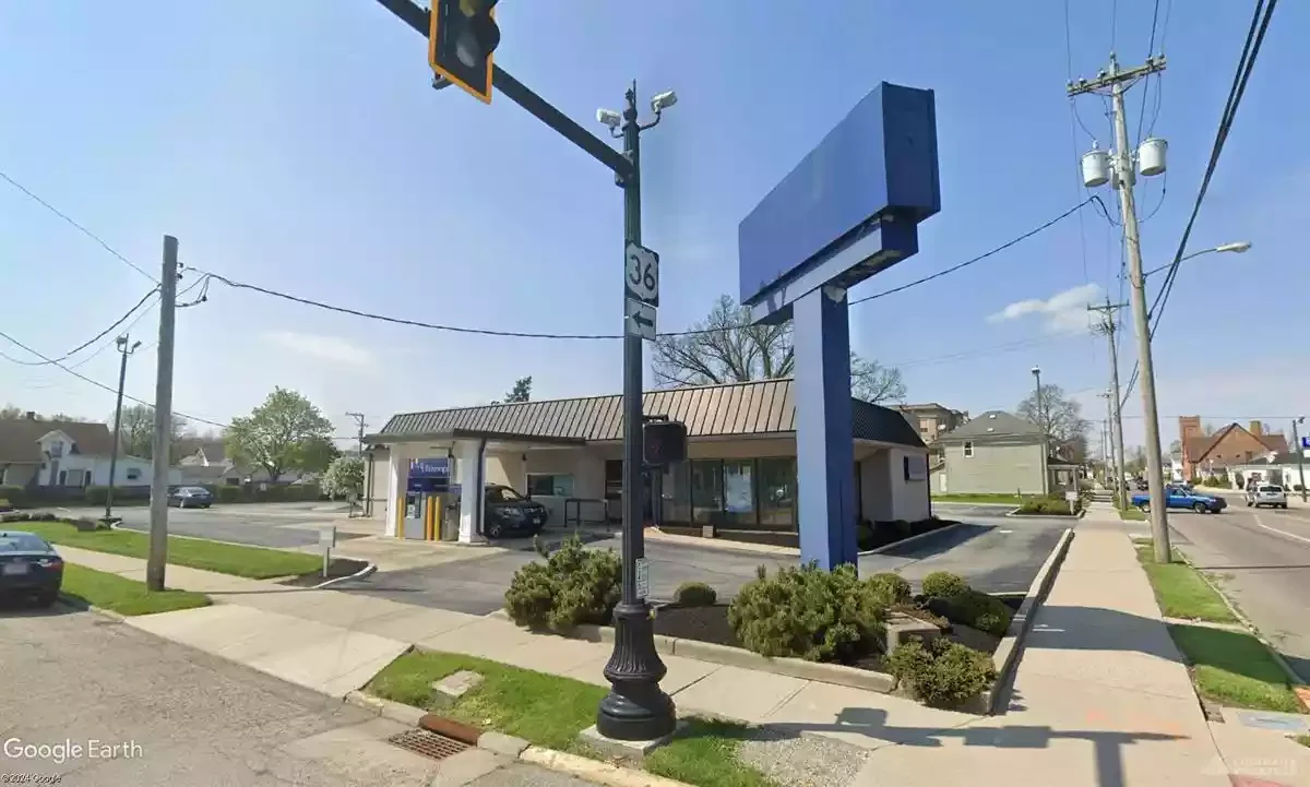 Former Bank — Sale in Piqua, OH, photo 1 of 1