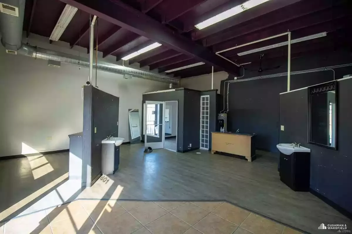 801 North Center Street — Sale in Casper, WY, photo 4 of 5