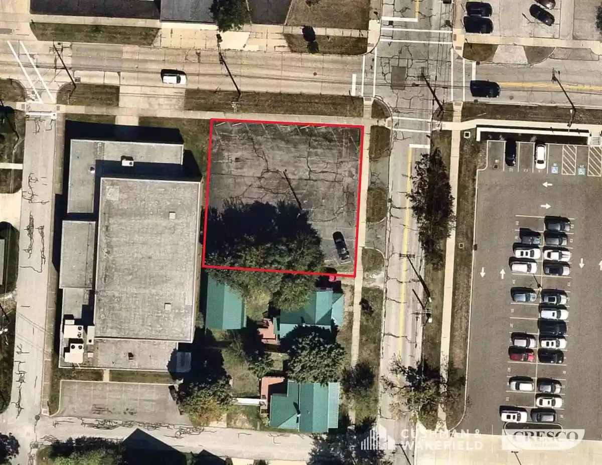 Parking Lot - SWC W Spruce Ave & S Meridian Street — Sale in Ravenna, OH, photo 1 of 1