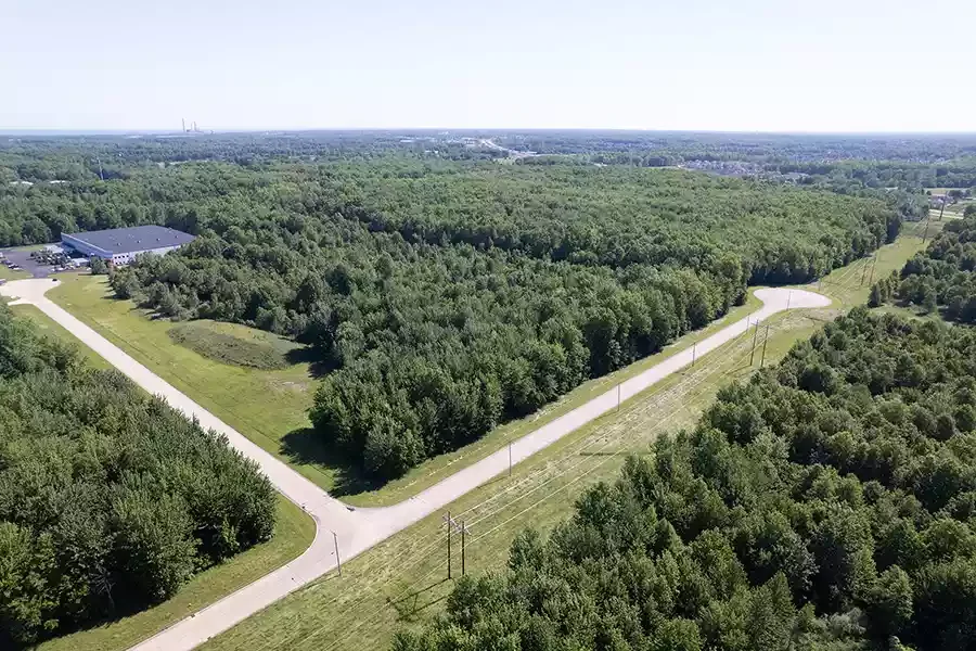 Cedar Tree Business Park - E. River & Preservation… — Sale in Sheffield Village, OH, photo 1 of 1