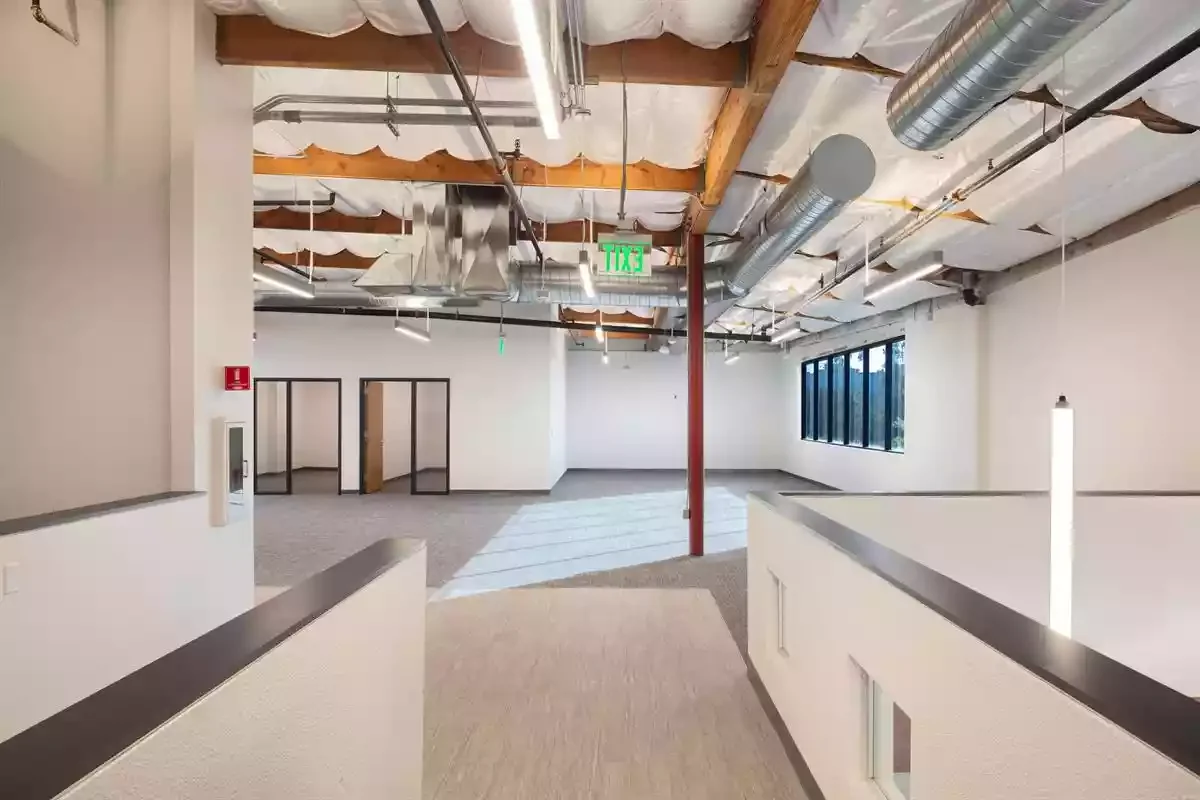 Oak Ridge Business Center - Bldg. B — Sale in Vista, CA, photo 2 of 8