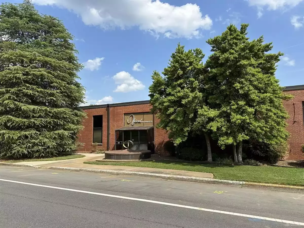 400 National Blvd — Sale in Lexington, NC, photo 4 of 5
