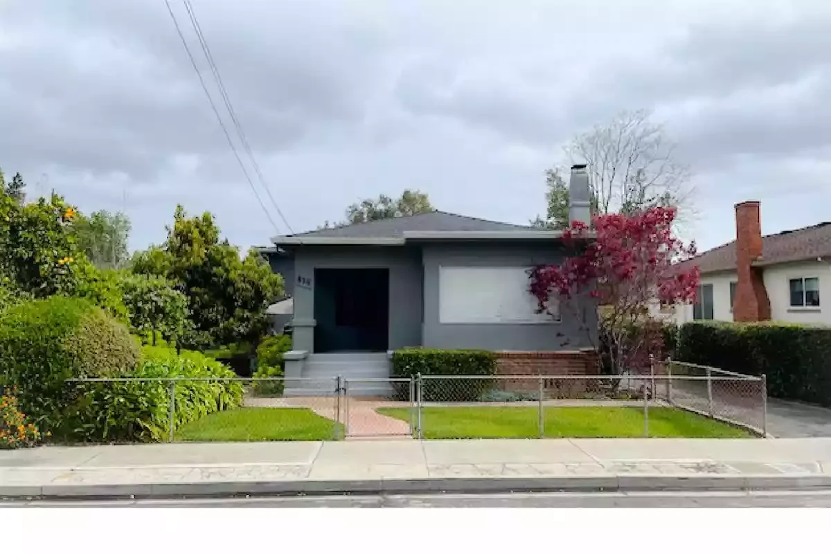 830 University Drive — Sale in Menlo Park, CA, photo 1 of 1