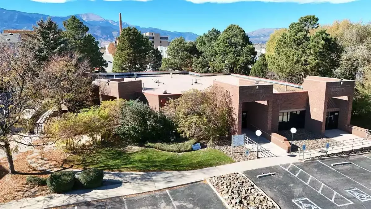 9955-957 E Colorado Ave — Sale in Colorado Springs, CO, photo 1 of 6