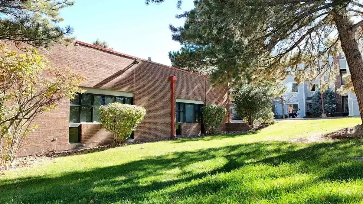 9955-957 E Colorado Ave — Sale in Colorado Springs, CO, photo 4 of 6