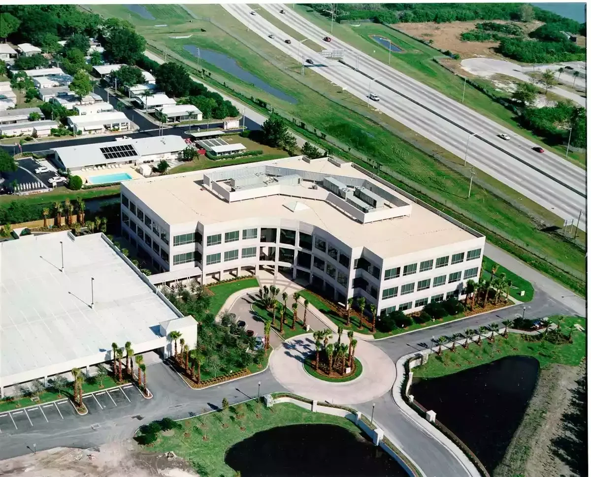 Bayview Pavilion Office Building — Sale in Clearwater, FL, photo 1 of 1