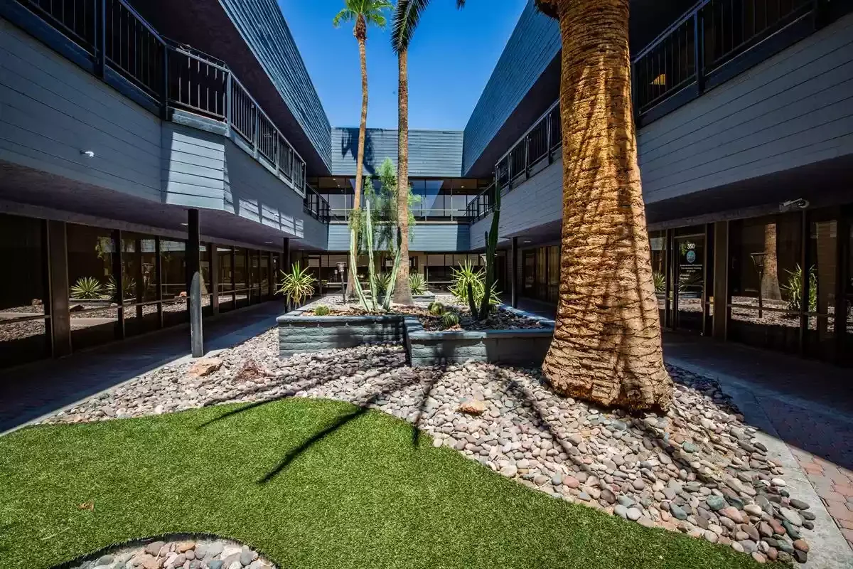 Sahara Courtyard - photo 4 - Las Vegas, NV