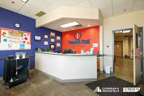 275 W. Market Street — Sale in Akron, OH, photo 2 of 8