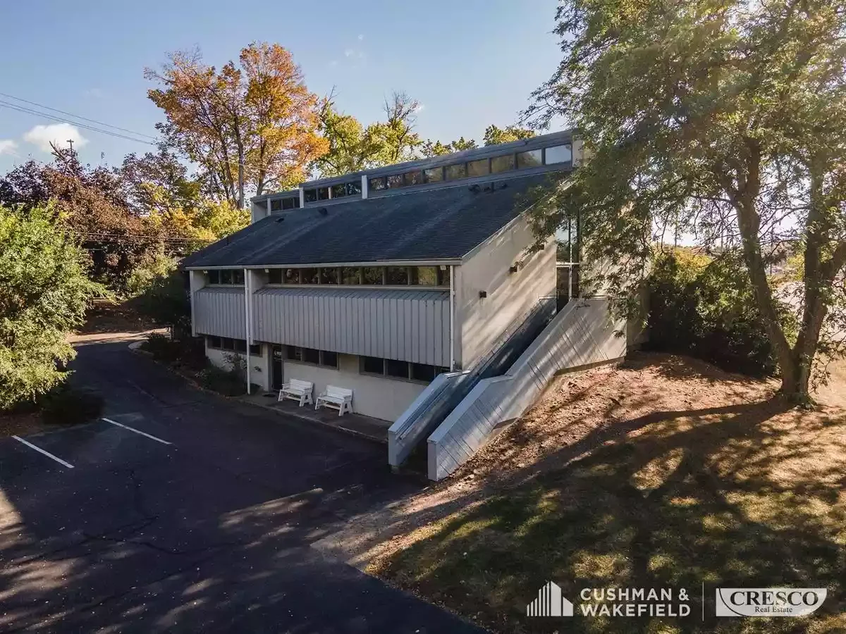 6125 S Broadway — Sale in Lorain, OH, photo 1 of 1