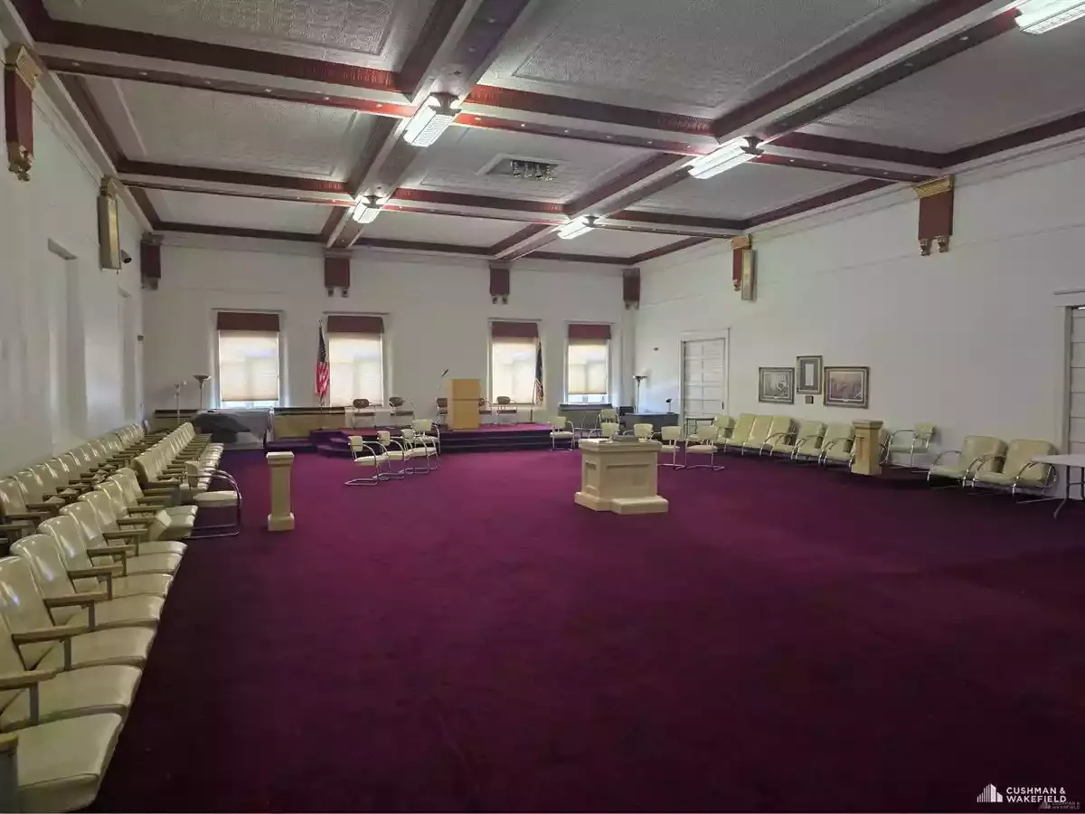 501 West Pine Street - photo 2 - Rawlins, WY