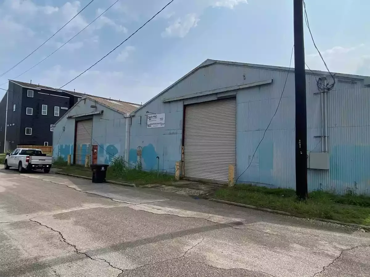 Redevelopment Opportunity For Sale - photo 1 - Houston, TX