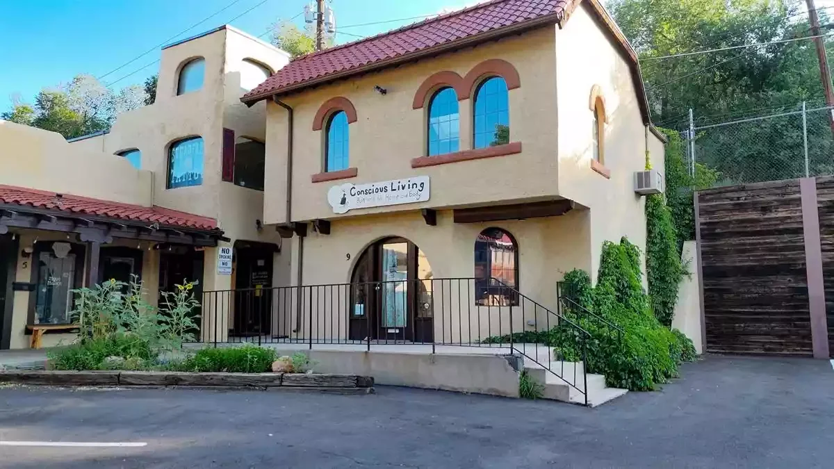 Old Colorado Square — Sale in Colorado Springs, CO, photo 7 of 8