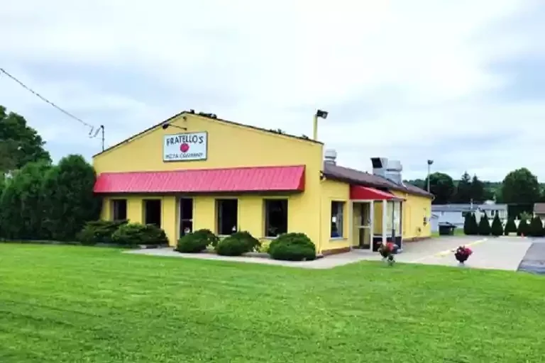 Fratello's Pizza Company — Sale in Horseheads, NY, photo 1 of 1
