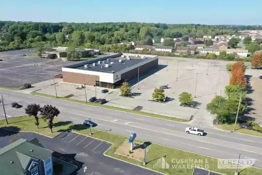 7420 South Avenue — Sale in Youngstown, OH, photo 1 of 1