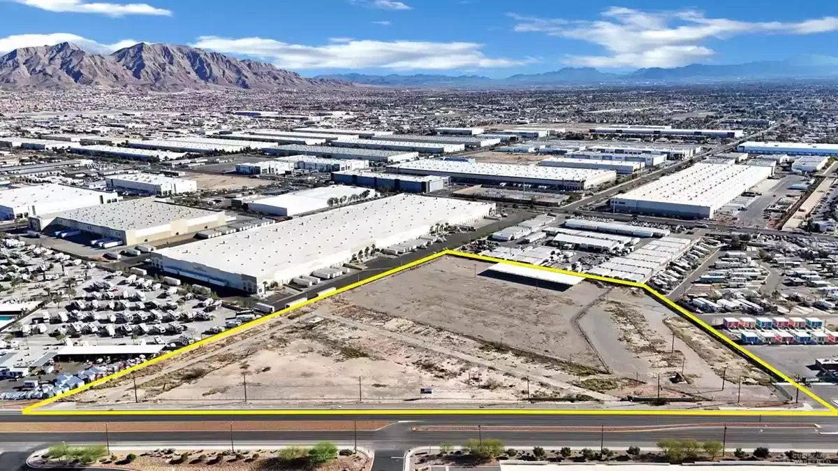 BLVD Commerce Center — Sale in Las Vegas, NV, photo 1 of 2