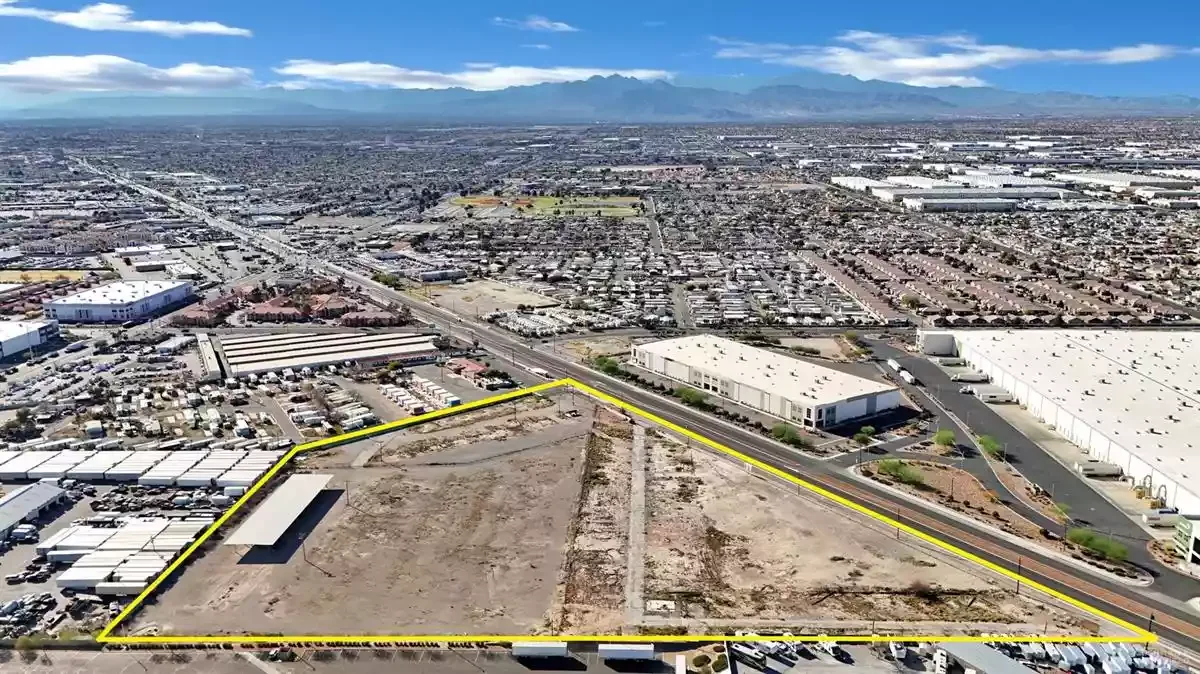BLVD Commerce Center — Sale in Las Vegas, NV, photo 2 of 2