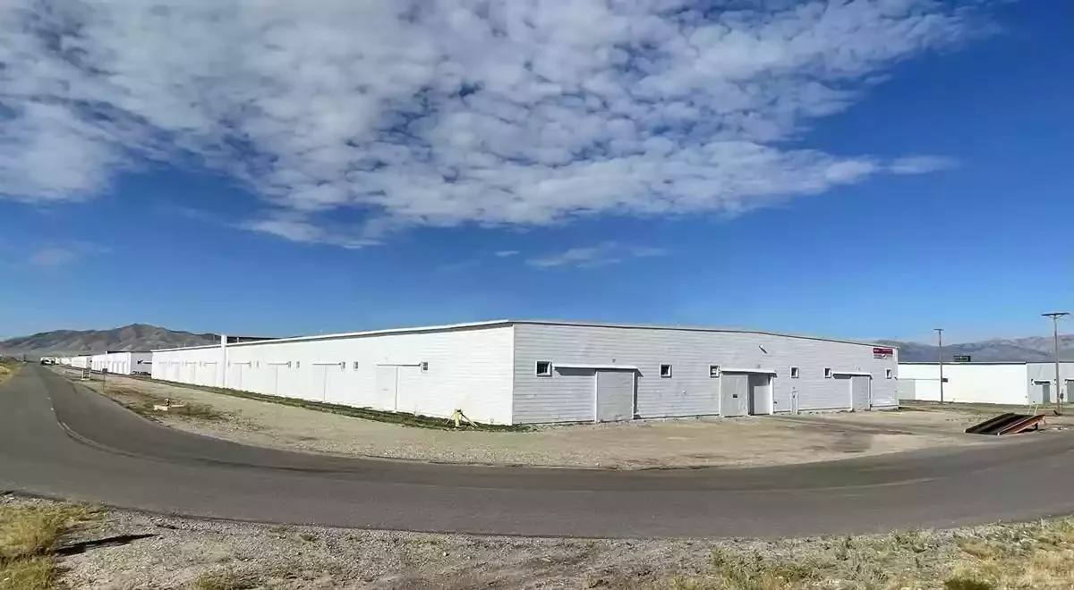 RAIL SERVED WAREHOUSE — Sale in Tooele, UT, photo 1 of 1