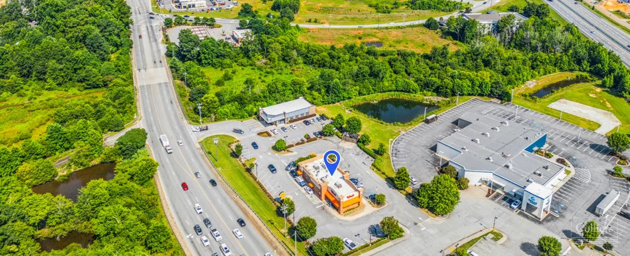 Bojangles NNN Investment Opportunity — Sale in Simpsonville, SC, photo 5 of 8