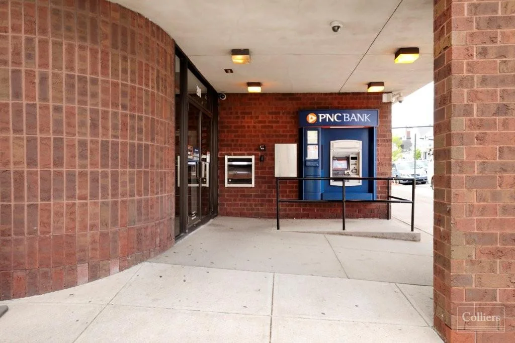 Vacant Class A Office with Drive-Thru & Off-Street… — Sale in Hazleton, PA, photo 2 of 8