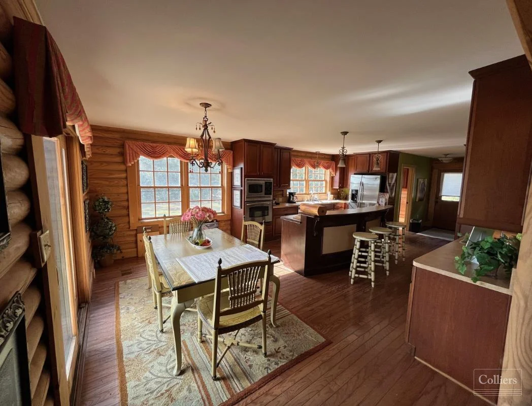 For Sale I Office / Mixed-Use — Sale in Conroe, TX, photo 6 of 8