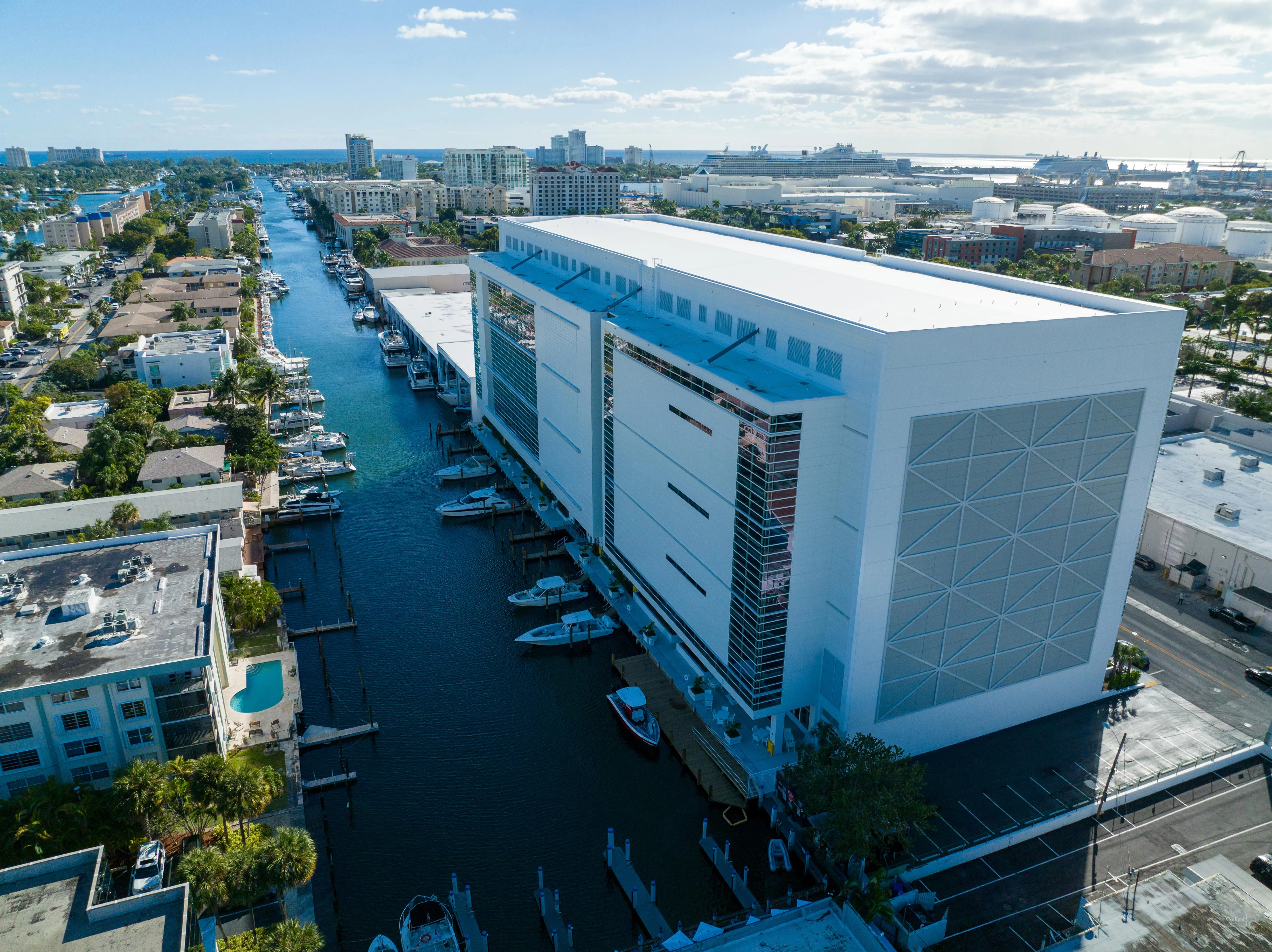 F3 Marina Fort Lauderdale — Sale in Fort Lauderdale, FL, photo 2 of 5