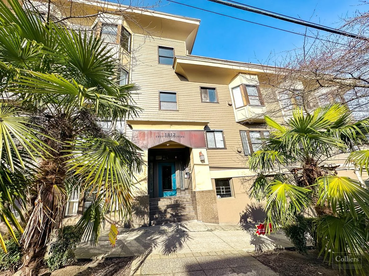 The Regis Apartments | Seattle, WA — Sale in Seattle, WA, photo 3 of 4