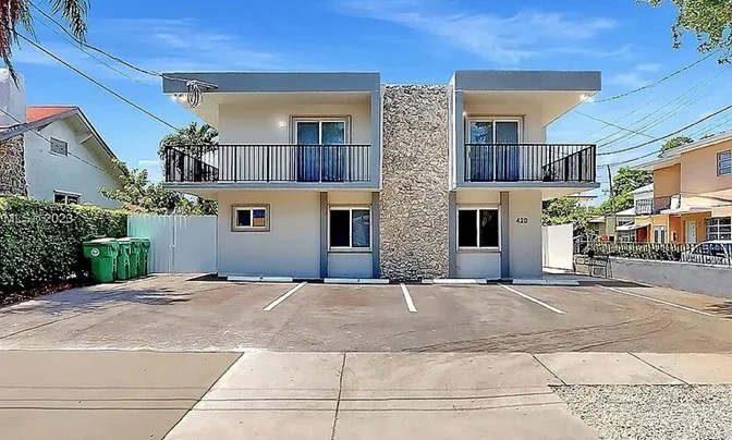 For Sale: 23-Unit Multifamily Property in Allapattah — Sale in Miami, FL, photo 5 of 7