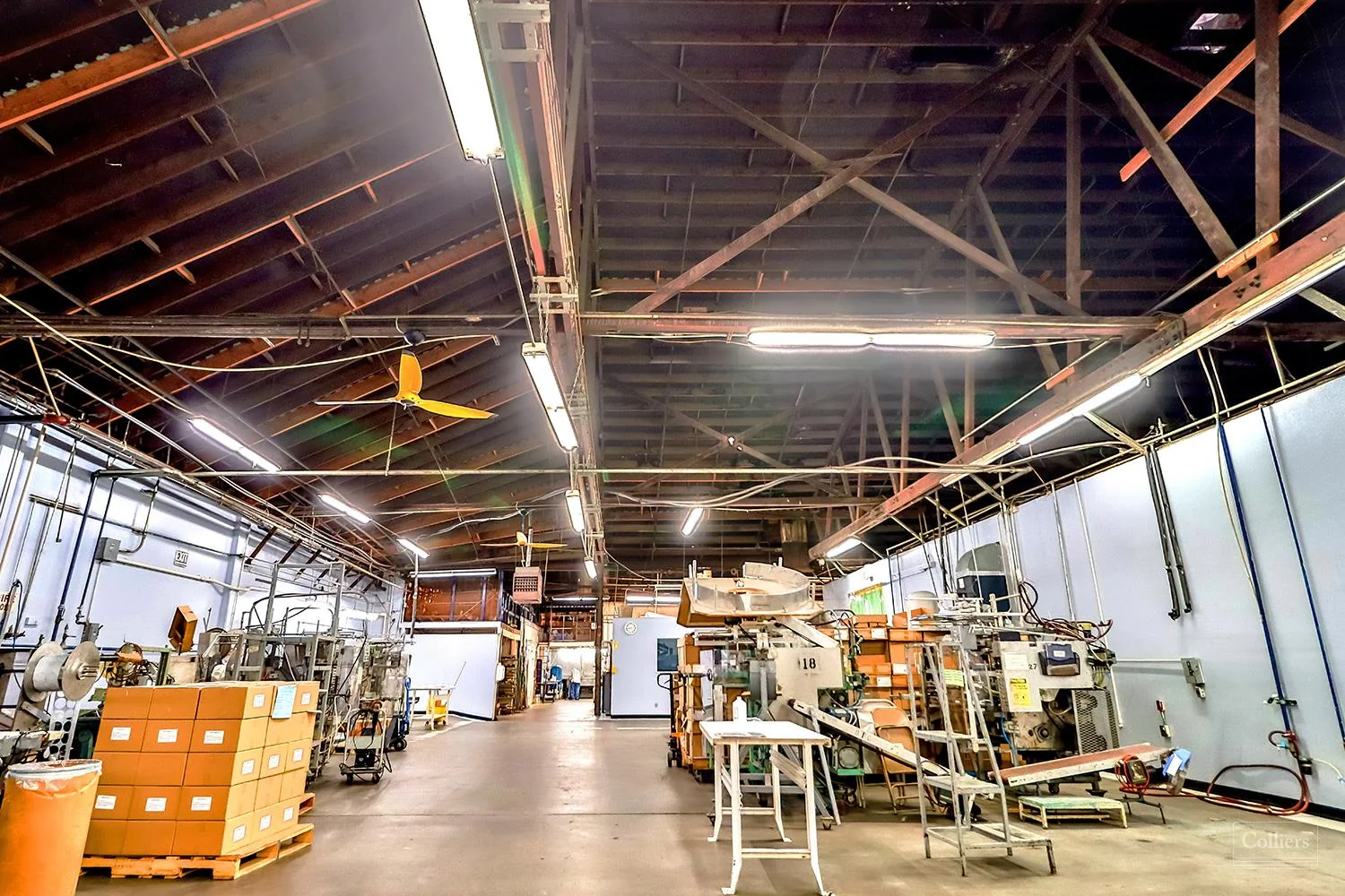 Rare 31,568 SF Industrial for Sale in Glassell Park /… — Sale in Los Angeles, CA, photo 7 of 8