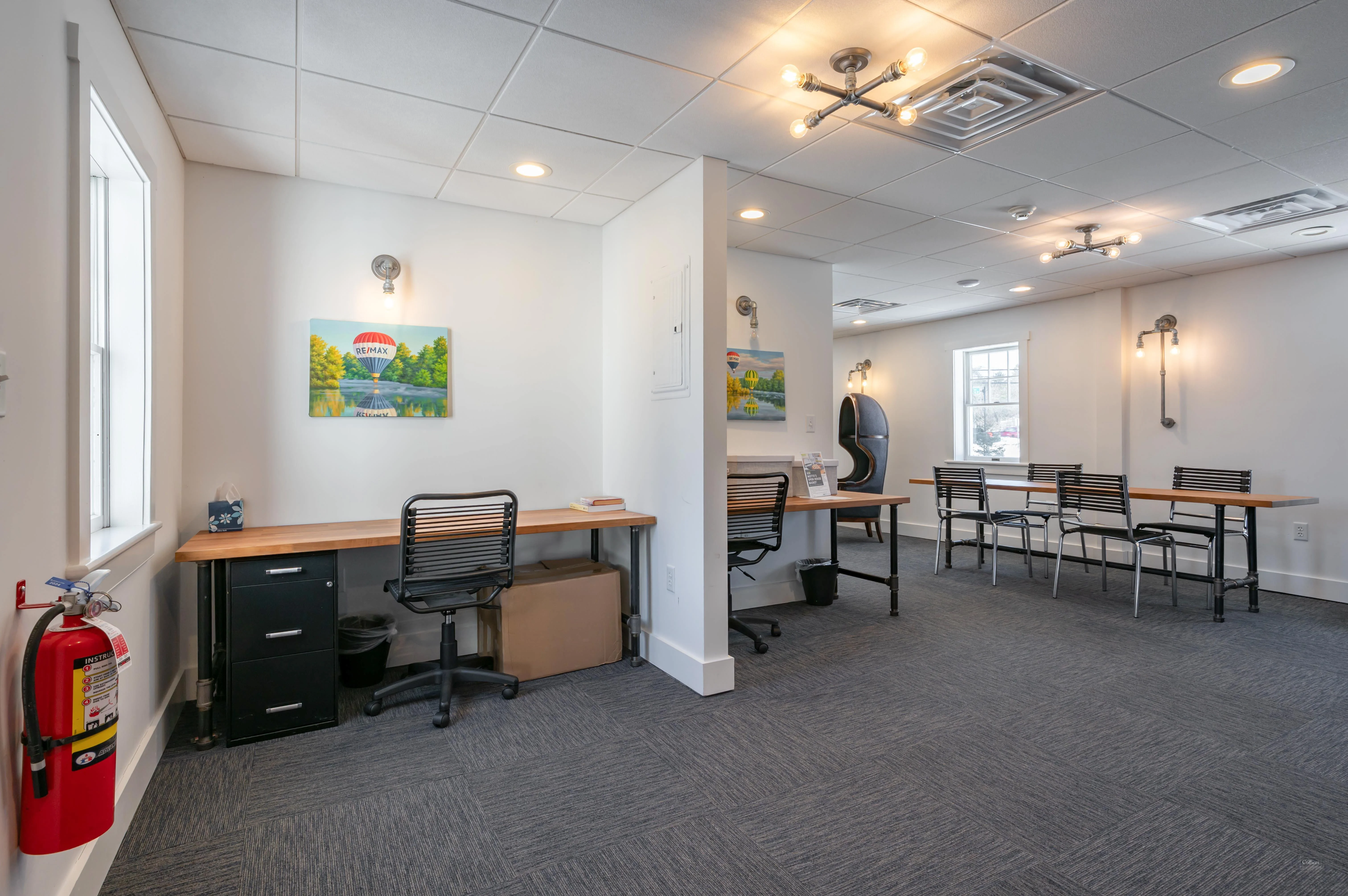 Income-Producing Professional Office — Sale in Hollis, NH, photo 8 of 8