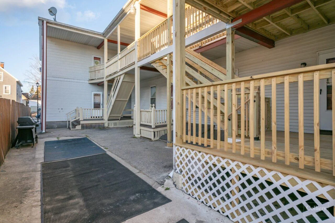 8-Unit Multifamily Investment — Sale in Manchester, NH, photo 6 of 8