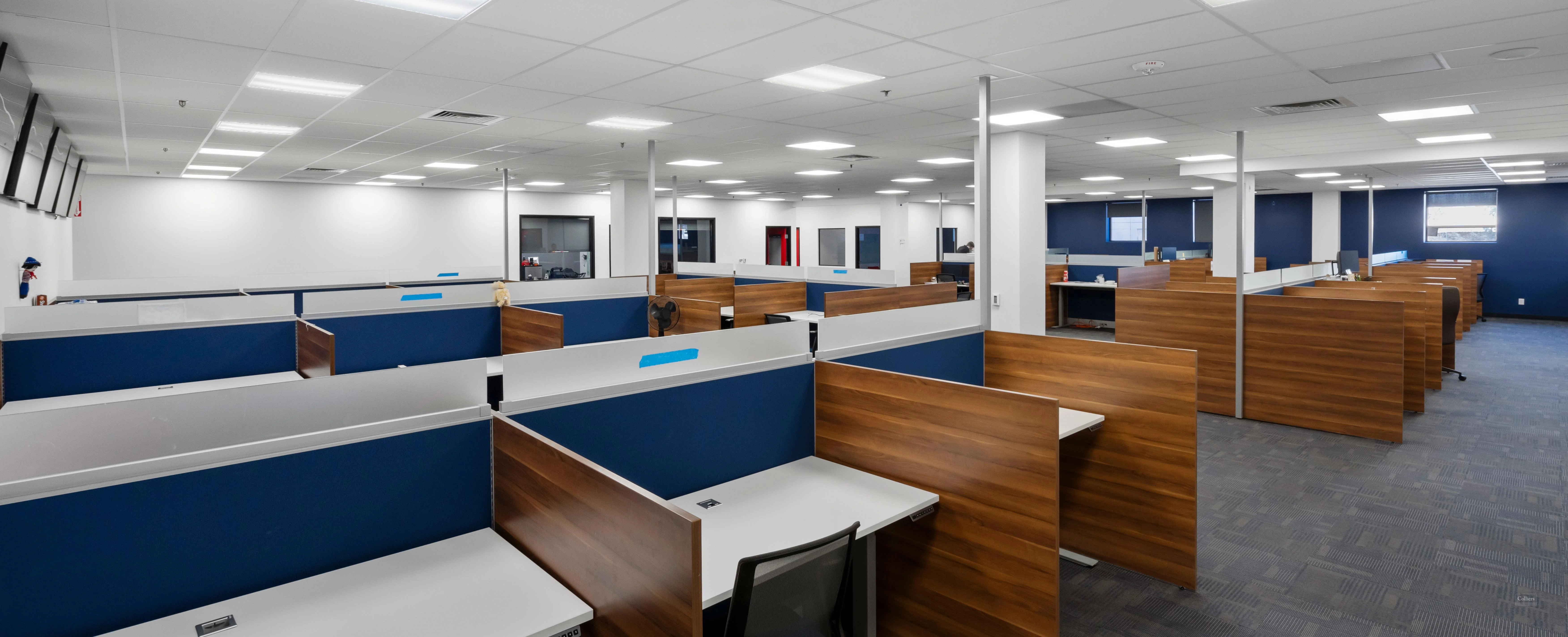 Industrial Flex Building for Sale in Phoenix — Sale in Phoenix, AZ, photo 3 of 8